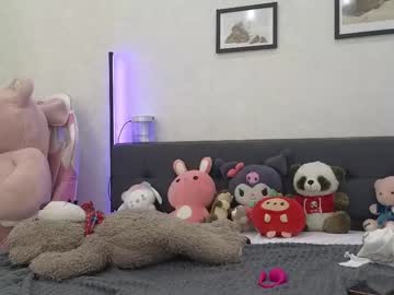 webcam girl jenie_fire live cam image #12606922