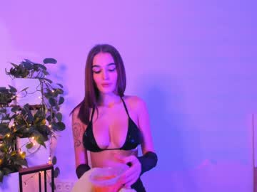 webcam girl elizabeth__gray live cam image #4585378