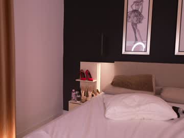 webcam girl dovia live cam image #12434392