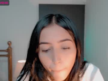 webcam girl gummy_bear7 live cam image #3342479