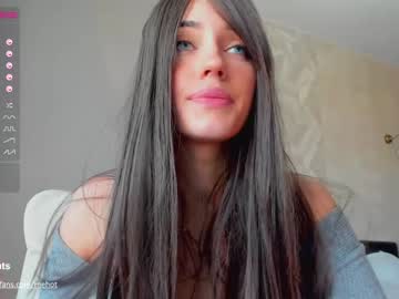 webcam girl milena_manin live cam image #621923