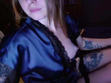 webcam girl juicy_peach88 live cam image #4119491
