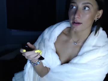 webcam girl shhitskay live cam image #9733436