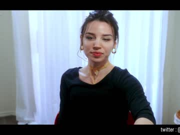 webcam girl cinnabelle live cam image #2529382