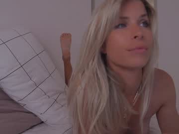webcam girl ocicat live cam image #9997403