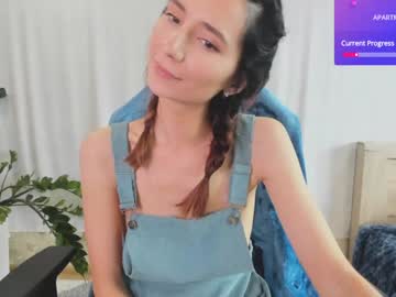 webcam girl crystalnut live cam image #10409841