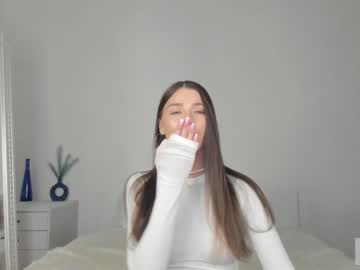 webcam girl violetta_finch live cam image #9493379