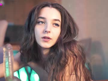 webcam girl angels_kiss live cam image #4778284