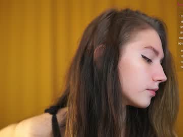 webcam girl angels_kiss live cam image #3484565