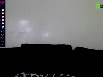 webcam girl fallen_angel_18 live cam image #4907400