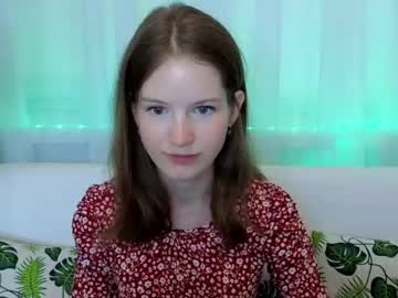 webcam girl vikkroriaa live cam image #9854935