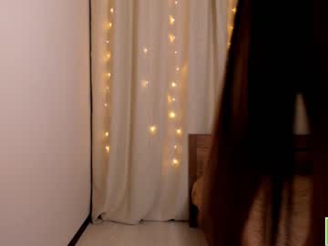 webcam girl amandamedrano live cam image #4786073