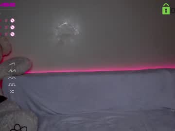 webcam girl fallen_angel_18 live cam image #5718823