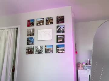 webcam girl gigglygianni live cam image #11980465