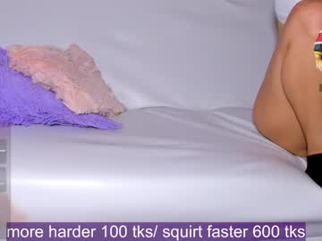 webcam girl cutee_world live cam image #8882531