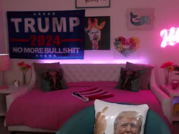 webcam girl holihurricane live cam image #10648623