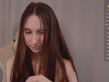 webcam girl lezyliza live cam image #9597176