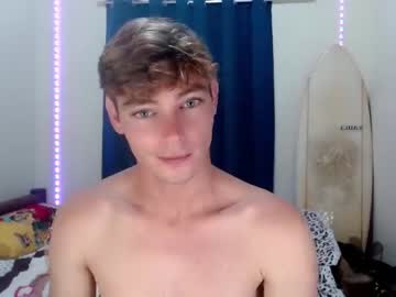 webcam man whiteboyinasia live cam image #8775116
