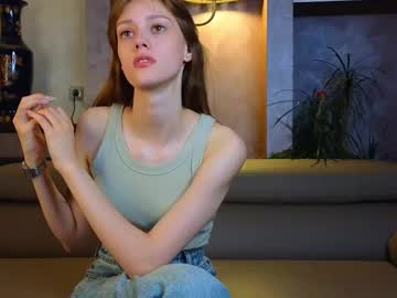 webcam girl lynnaappling live cam image #12885500