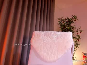 webcam girl felicity_yours live cam image #8126597