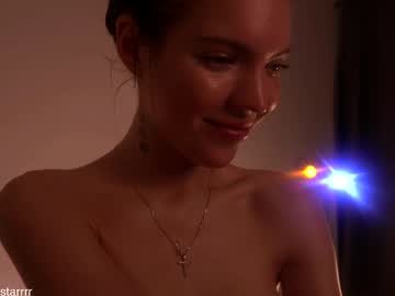 webcam girl shiningstarrr live cam image #12242556