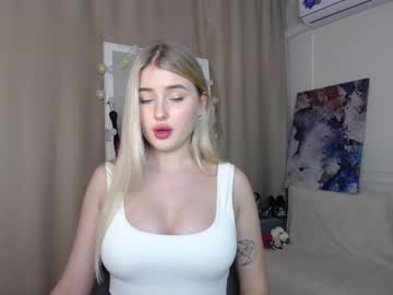 webcam girl cute18cute live cam image #1998152