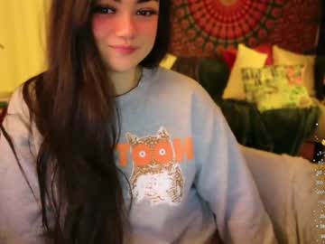webcam girl annatigarr live cam image #8536124