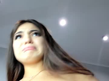 webcam girl ai_lyn live cam image #3726680