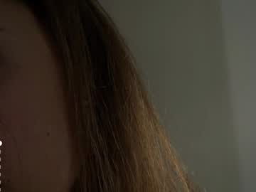 webcam girl a_whole_eternity live cam image #12210779