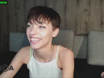 webcam girl agelina_summer live cam image #440863