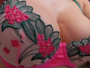 webcam girl unforgettable_s live cam image #12271045