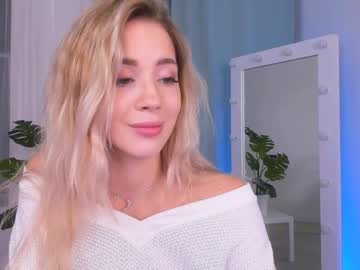 webcam girl emmi_rosee live cam image #671080