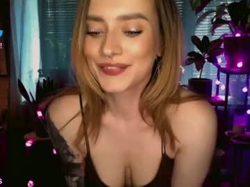 webcam girl _yvie_ live cam image #2680025