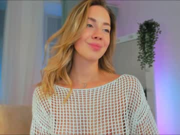 webcam girl emmi_rosee live cam image #7399113
