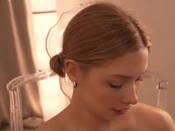 webcam girl april_blush live cam image #12537432