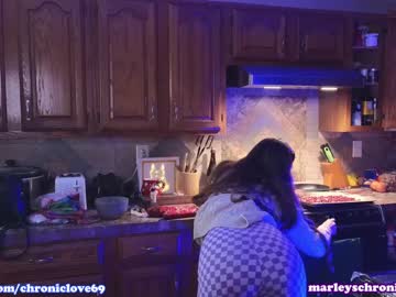 webcam girl chroniclove live cam image #7932693