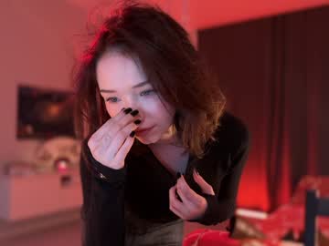 webcam girl okily_dokily live cam image #10878490