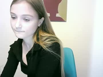 webcam girl mayfrax live cam image #919877