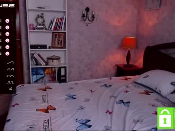 webcam girl california__gold live cam image #4984799