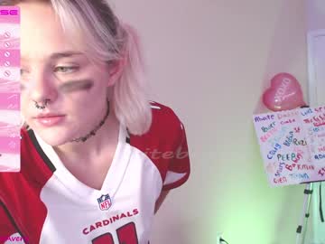webcam girl petitebrat live cam image #5027749