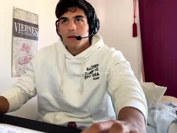 webcam man achura03 live cam image #7258056