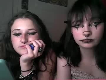 webcam girl kiss4p live cam image #9814700