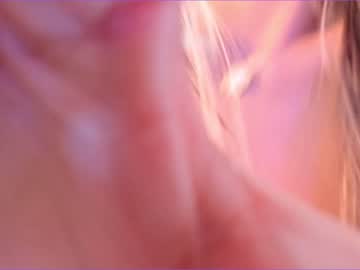 webcam girl akura_01 live cam image #3708262