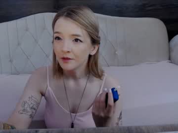 webcam girl ginger_pie live cam image #2790559