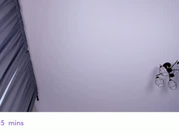 webcam girl vivian_qwerty live cam image #12205478