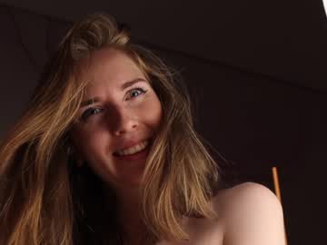 webcam girl crazyhotrussian live cam image #3539451