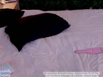 webcam girl runesy live cam image #6888196