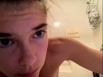 webcam girl awild9595 live cam image #989911