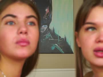 webcam couple shawemily live cam image #1677658