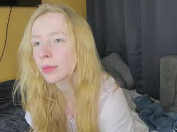 webcam couple emily0303 live cam image #13018393